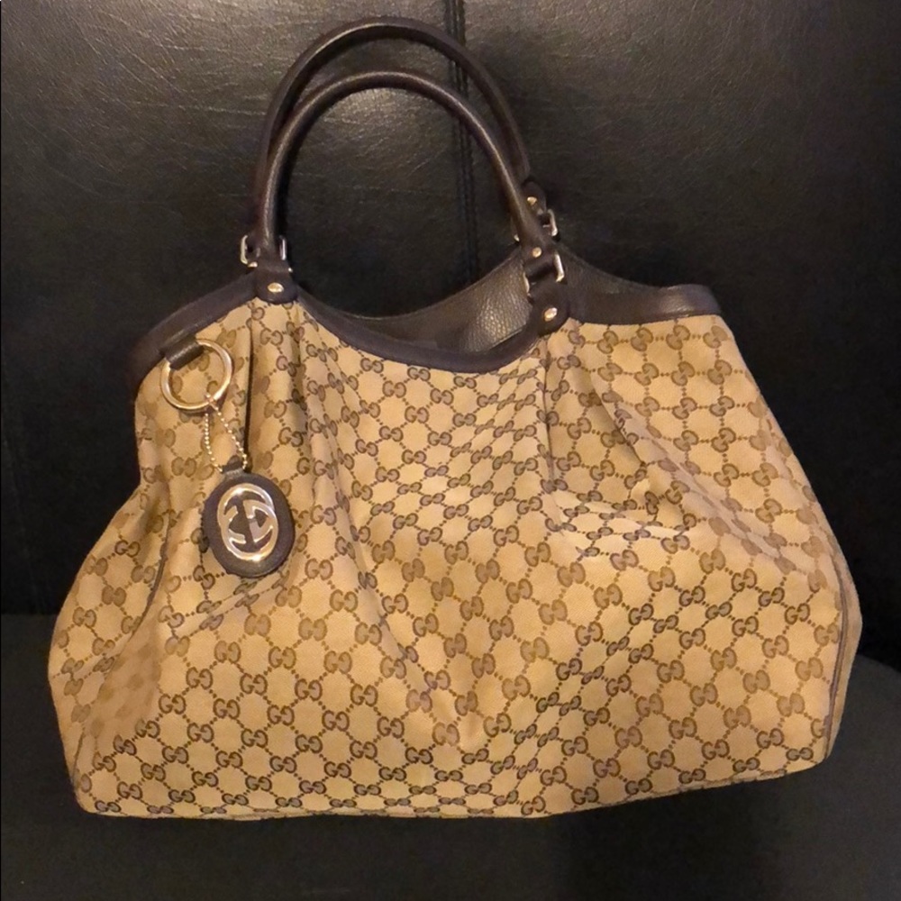 💯 Authentic Gucci large canvas shoulder bag